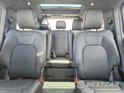 Zdjęcie 10 z 13 samochodu: 2025 LAND ROVER DEFENDER 130 X-DYNAMIC SE VIN:SALE2FEU5S2418438 - miniatura