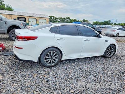 Trzecie zdjęcie samochodu z tyłu: 2019 KIA OPTIMA EX VIN:5XXGU4L1XKG300578 - miniatura