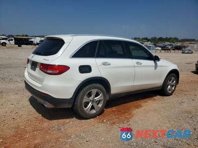 Trzecie zdjęcie samochodu z tyłu: 2018 MERCEDES-BENZ GLC 300 4MATIC VIN:WDC0G4KB9JV084321 - miniatura
