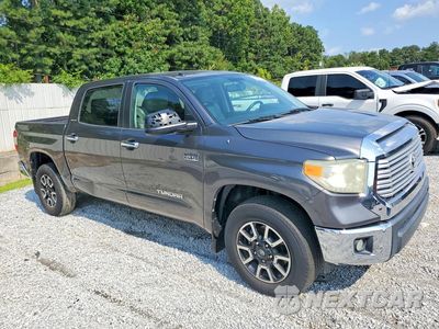 Czwarte zdjęcie samochodu z boku: 2014 TOYOTA TUNDRA CREWMAX LIMITED VIN:5TFFY5F17EX155823 - miniatura