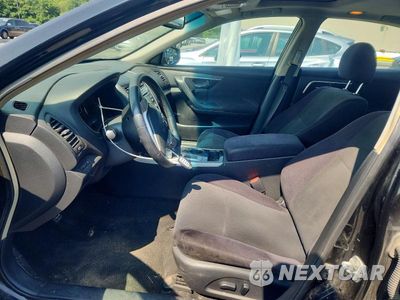 Zdjęcie 7 z 12 samochodu: 2013 NISSAN ALTIMA 2.5 VIN:1N4AL3AP3DC160666 - miniatura