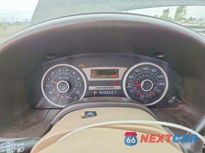 Zdjęcie 9 z 13 samochodu: 2005 FORD EXPEDITION EDDIE BAUER VIN:1FMFU18515LA10784 - miniatura