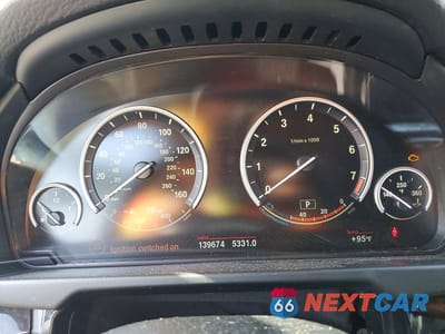 Zdjęcie 9 z 13 samochodu: 2015 BMW X5 XDRIVE35I VIN:5UXKR0C57F0K55404 - miniatura