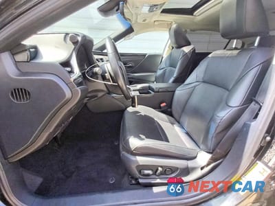 Zdjęcie 7 z 12 samochodu: 2020 LEXUS ES 300H BASE VIN:58AC21B18LU006701 - miniatura