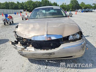 Piąte zdjęcie samochodu w środku: 2001 LINCOLN TOWN CAR EXECUTIVE VIN:1LNHM81W01Y676391 - miniatura
