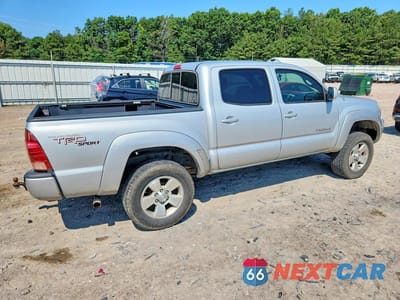 Trzecie zdjęcie samochodu z tyłu: 2007 TOYOTA TACOMA DOUBLE CAB PRERUNNER VIN:5TEJU62N77Z328739 - miniatura