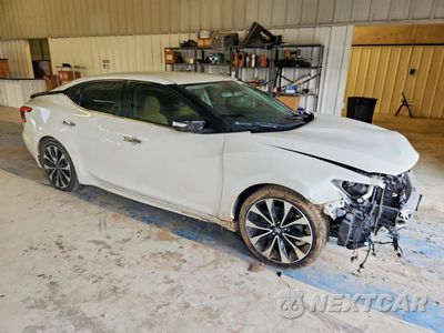 Czwarte zdjęcie samochodu z boku: 2016 NISSAN MAXIMA 3.5 SR VIN:1N4AA6AP9GC439003 - miniatura
