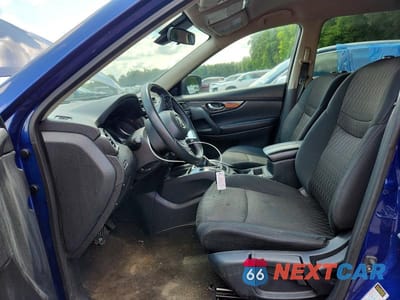 Zdjęcie 7 z 13 samochodu: 2019 NISSAN ROGUE S VIN:5N1AT2MV3KC812256 - miniatura