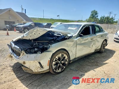 2024 BMW 530 XI WBA53FJ00RCS32167 - główne zdjęcie licytacji z USA - miniatura