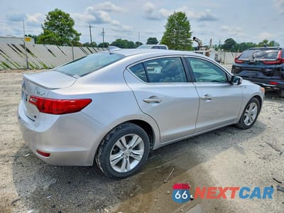 Trzecie zdjęcie samochodu z tyłu: 2013 ACURA ILX VIN:19VDE3F79DE302336 - miniatura