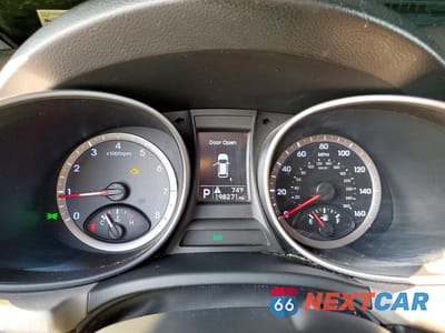 Zdjęcie 9 z 13 samochodu: 2014 HYUNDAI SANTA FE SPORT 2.4L VIN:5XYZUDLB2EG126653 - miniatura