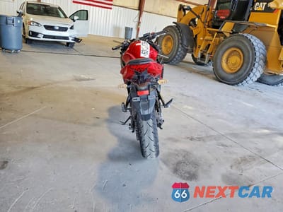 Czwarte zdjęcie samochodu z boku: 2016 KAWASAKI EX650 E VIN:JKAEXEE16GDA21001 - miniatura