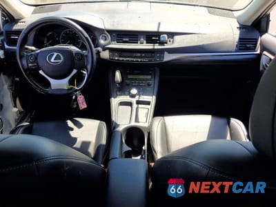 Zdjęcie 8 z 13 samochodu: 2016 LEXUS CT 200 VIN:JTHKD5BH3G2257308 - miniatura