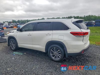 Drugie zdjęcie samochodu z przodu: 2018 TOYOTA HIGHLANDER XLE VIN:5TDJZRFHXJS822587 - miniatura