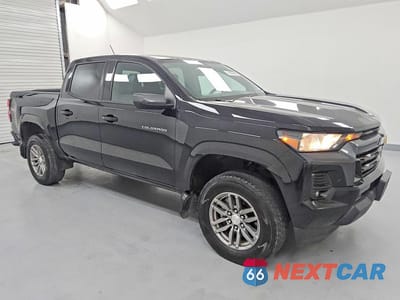 Czwarte zdjęcie samochodu z boku: 2023 CHEVROLET COLORADO LT VIN:1GCPTCEK8P1169799 - miniatura