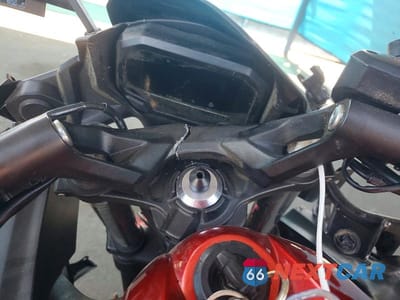 Zdjęcie 7 z 9 samochodu: 2022 KAWASAKI EX650 M VIN:ML5EXEM10NDA49438 - miniatura