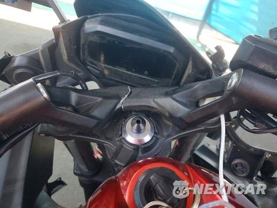 Zdjęcie 7 z 9 samochodu: 2022 KAWASAKI EX650 M VIN:ML5EXEM10NDA49438 - miniatura