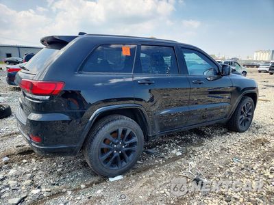 Trzecie zdjęcie samochodu z tyłu: 2017 JEEP GRAND CHEROKEE LAREDO VIN:1C4RJFAG1HC720288 - miniatura