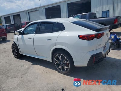Drugie zdjęcie samochodu z przodu: 2026 BMW X2 XDRIVE28I VIN:WBX63GM04T5508955 - miniatura