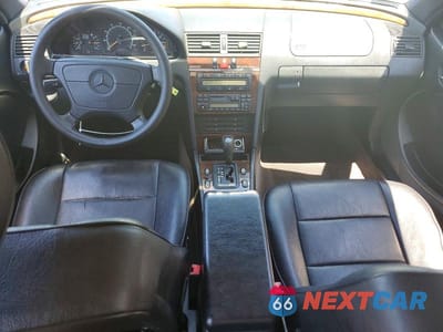 Zdjęcie 8 z 12 samochodu: 1998 MERCEDES-BENZ C 230 VIN:WDBHA23G3WA602655 - miniatura