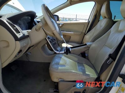 Zdjęcie 7 z 13 samochodu: 2010 VOLVO XC60 3.2 VIN:YV4982DL5A2124428 - miniatura