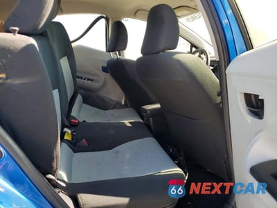 Zdjęcie 10 z 12 samochodu: 2012 TOYOTA PRIUS C TWO VIN:JTDKDTB32C1527638 - miniatura