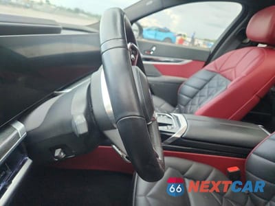 Zdjęcie 9 z 11 samochodu: 2024 BMW 740 I VIN:WBA23EH08RCS25938 - miniatura
