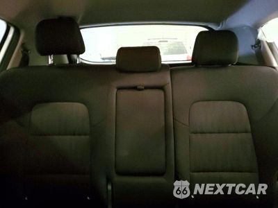 Zdjęcie 10 z 13 samochodu: 2021 KIA SPORTAGE LX VIN:KNDPMCAC8M7944509 - miniatura