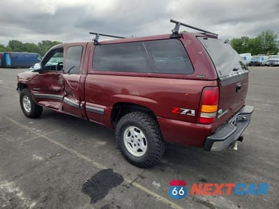 Drugie zdjęcie samochodu z przodu: 2001 CHEVROLET SILVERADO K1500 VIN:1GCEK19T31E157979 - miniatura