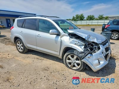 Czwarte zdjęcie samochodu z boku: 2011 TOYOTA RAV 4 VIN:2T3YF4DV7BW072214 - miniatura