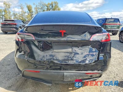Zdjęcie 6 z 13 samochodu: 2021 TESLA MODEL Y VIN:5YJYGDEF2MF270423 - miniatura