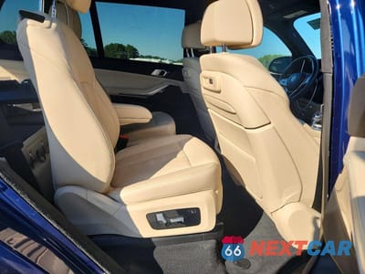 Zdjęcie 11 z 13 samochodu: 2021 BMW X7 XDRIVE40I VIN:5UXCW2C09M9H86421 - miniatura