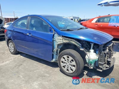 Czwarte zdjęcie samochodu z boku: 2017 HYUNDAI ACCENT SE VIN:KMHCT4AE6HU180803 - miniatura