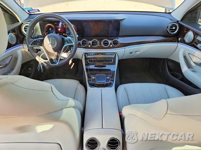 Zdjęcie 8 z 12 samochodu: 2023 MERCEDES-BENZ E 350 VIN:W1KZF8DB0PB171092 - miniatura