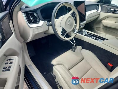 Zdjęcie 8 z 13 samochodu: 2026 VOLVO XC60 ULTRA VIN:YV4M12RM7T1463667 - miniatura
