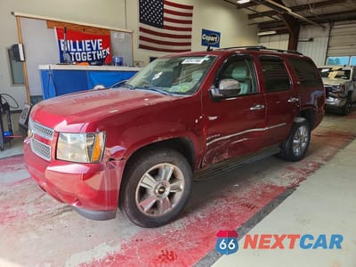 2010 CHEVROLET TAHOE K1500 LTZ 1GNUKCE02AR110199 - główne zdjęcie licytacji z USA - miniatura