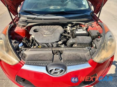 Zdjęcie 11 z 12 samochodu: 2015 HYUNDAI VELOSTER BASE VIN:KMHTC6AD8FU225546 - miniatura