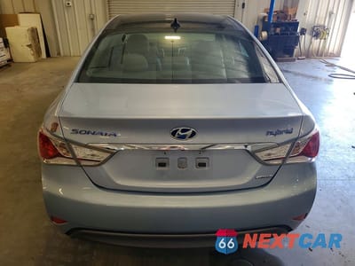 Zdjęcie 6 z 12 samochodu: 2014 HYUNDAI SONATA HYBRID VIN:KMHEC4A47EA111664 - miniatura