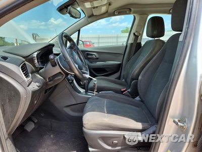 Zdjęcie 7 z 13 samochodu: 2018 CHEVROLET TRAX LS VIN:3GNCJKSB5JL191186 - miniatura