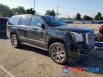 Czwarte zdjęcie samochodu z boku: 2016 GMC YUKON DENALI VIN:1GKS2CKJ9GR373977 - miniatura