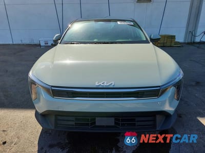 Piąte zdjęcie samochodu w środku: 2025 KIA K4 LXS VIN:3KPFT4DE3SE070715 - miniatura