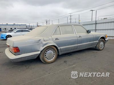 Trzecie zdjęcie samochodu z tyłu: 1988 MERCEDES-BENZ 560 SEL VIN:WDBCA39D7JA398223 - miniatura