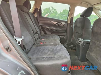 Zdjęcie 11 z 13 samochodu: 2015 NISSAN ROGUE SV VIN:KNMAT2MV0FP506277 - miniatura