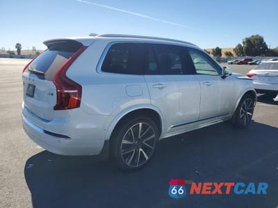 Trzecie zdjęcie samochodu z tyłu: 2024 VOLVO XC90 PLUS VIN:YV4062PE3R1255564 - miniatura