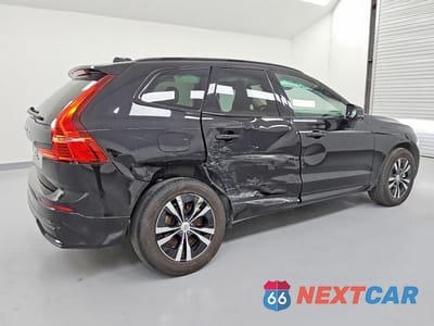 Trzecie zdjęcie samochodu z tyłu: 2024 VOLVO XC60 CORE VIN:YV4H60DK9R1848895 - miniatura