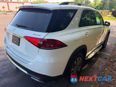 Trzecie zdjęcie samochodu z tyłu: 2022 MERCEDES-BENZ GLE 350 4MATIC VIN:4JGFB4KB5NA694210 - miniatura