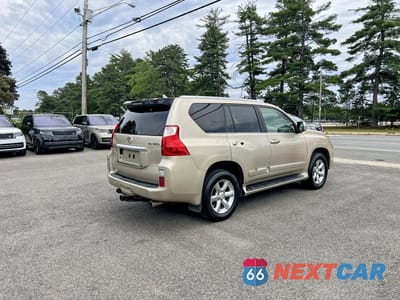 Czwarte zdjęcie samochodu z boku: 2013 LEXUS GX 460 VIN:JTJBM7FX3D5050598 - miniatura