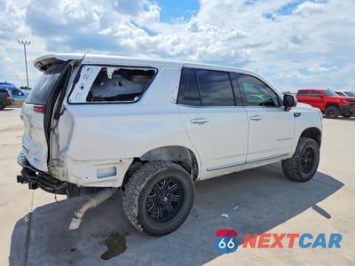 Trzecie zdjęcie samochodu z tyłu: 2021 GMC YUKON SLT VIN:1GKS2BKD8MR119158 - miniatura