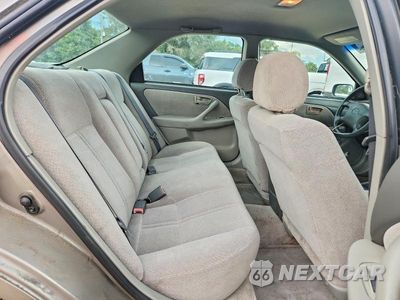 Zdjęcie 10 z 12 samochodu: 2001 TOYOTA CAMRY LE V6 VIN:4T1BF22K11U127055 - miniatura