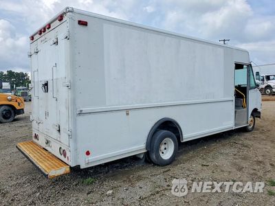 Trzecie zdjęcie samochodu z tyłu: 2000 FORD E350 DELIVERY TRUCK VIN:1FCJE39L4YHA52569 - miniatura